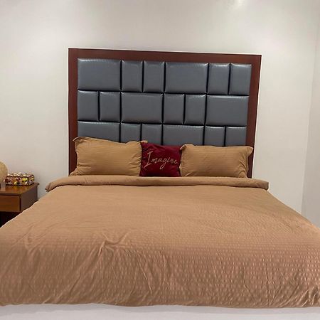 Q Beach Resort Cabangan Dış mekan fotoğraf