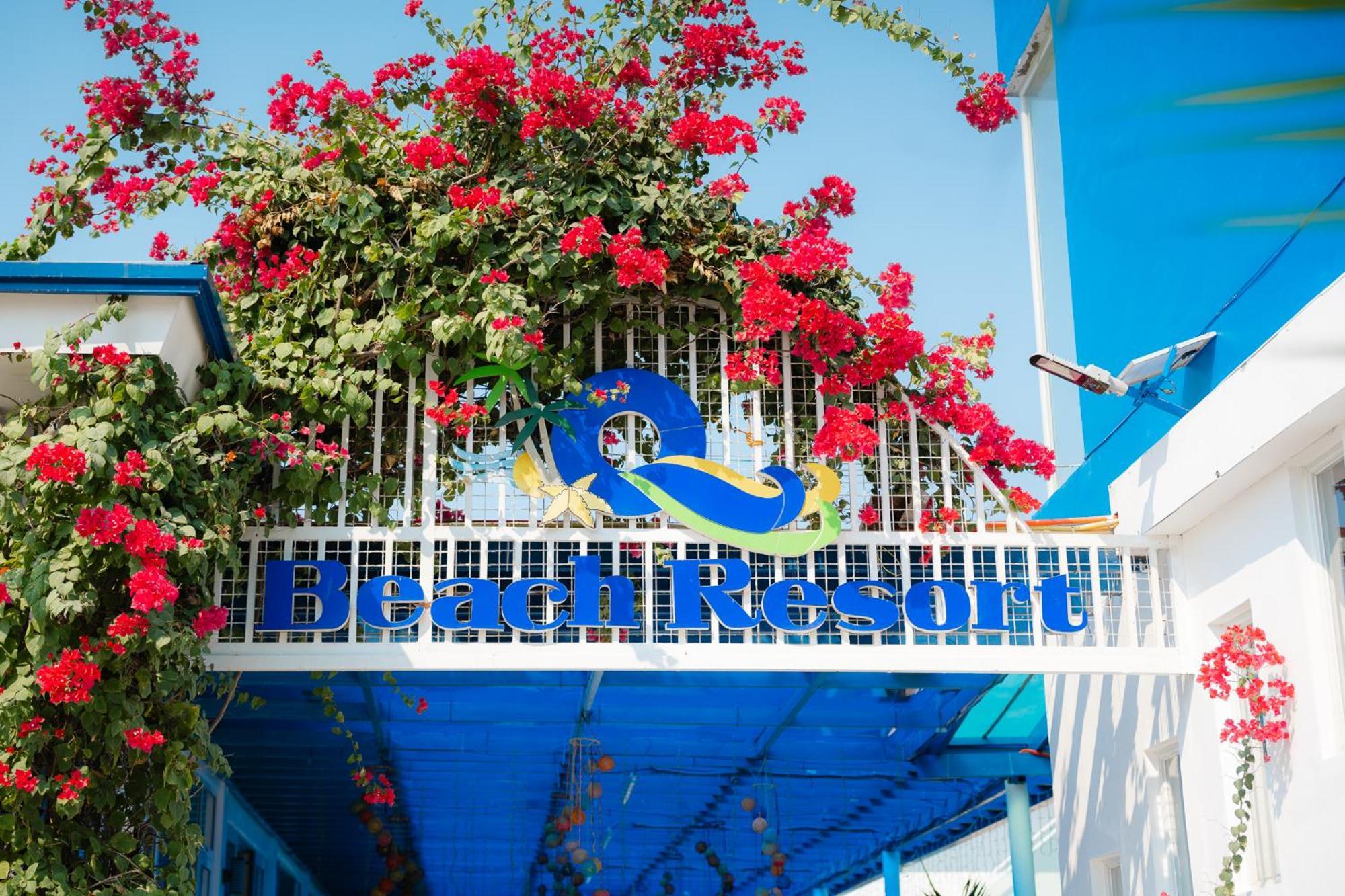 Q Beach Resort Cabangan Dış mekan fotoğraf