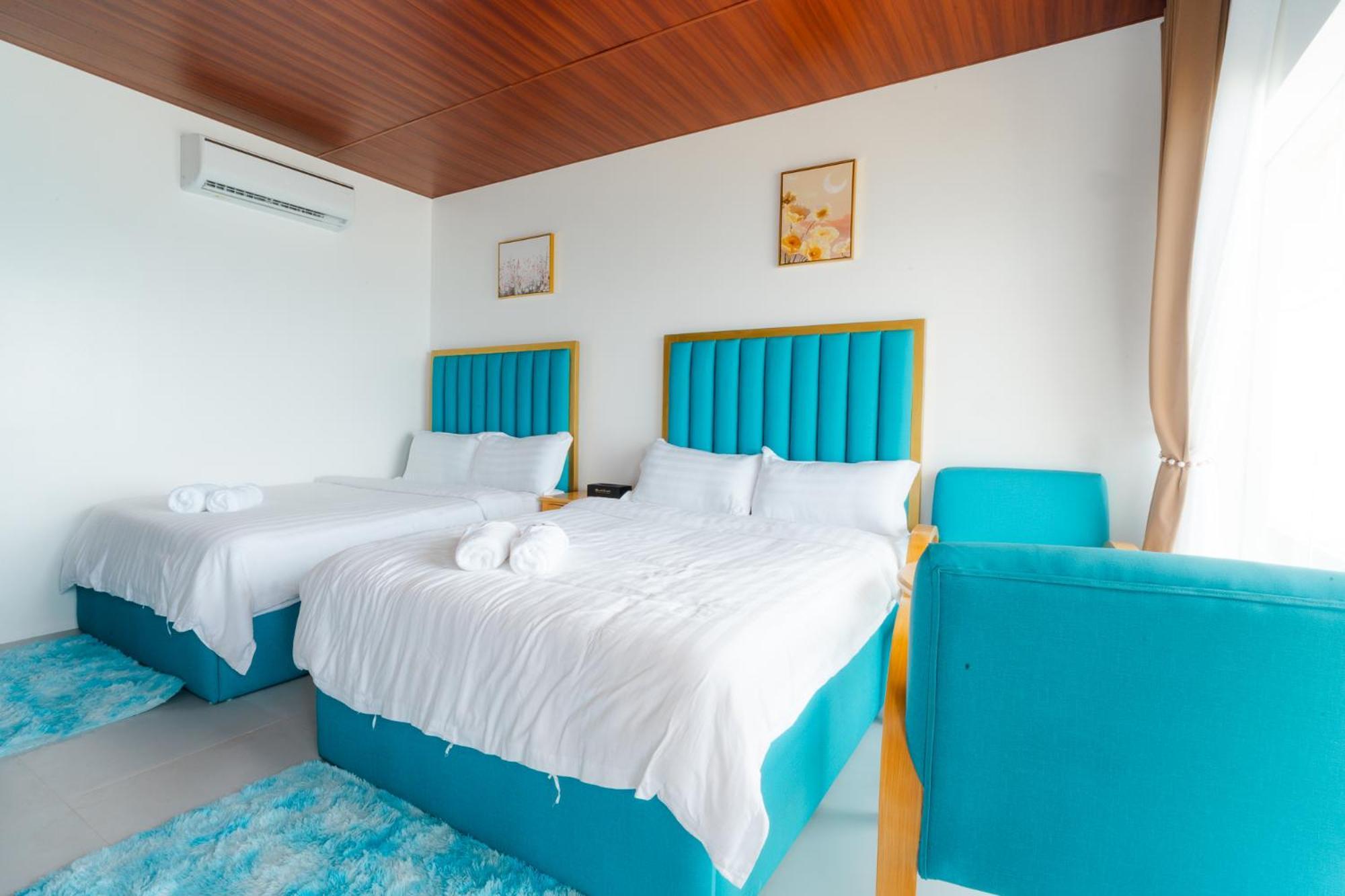 Q Beach Resort Cabangan Dış mekan fotoğraf