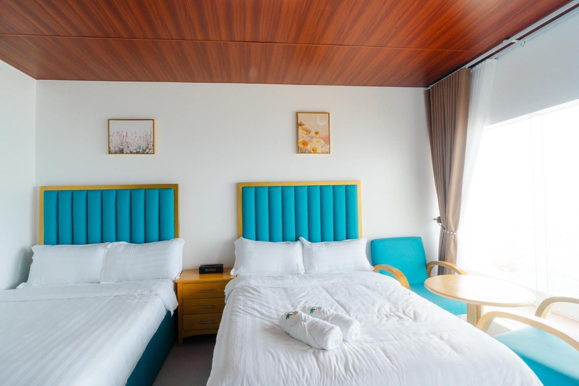 Q Beach Resort Cabangan Dış mekan fotoğraf