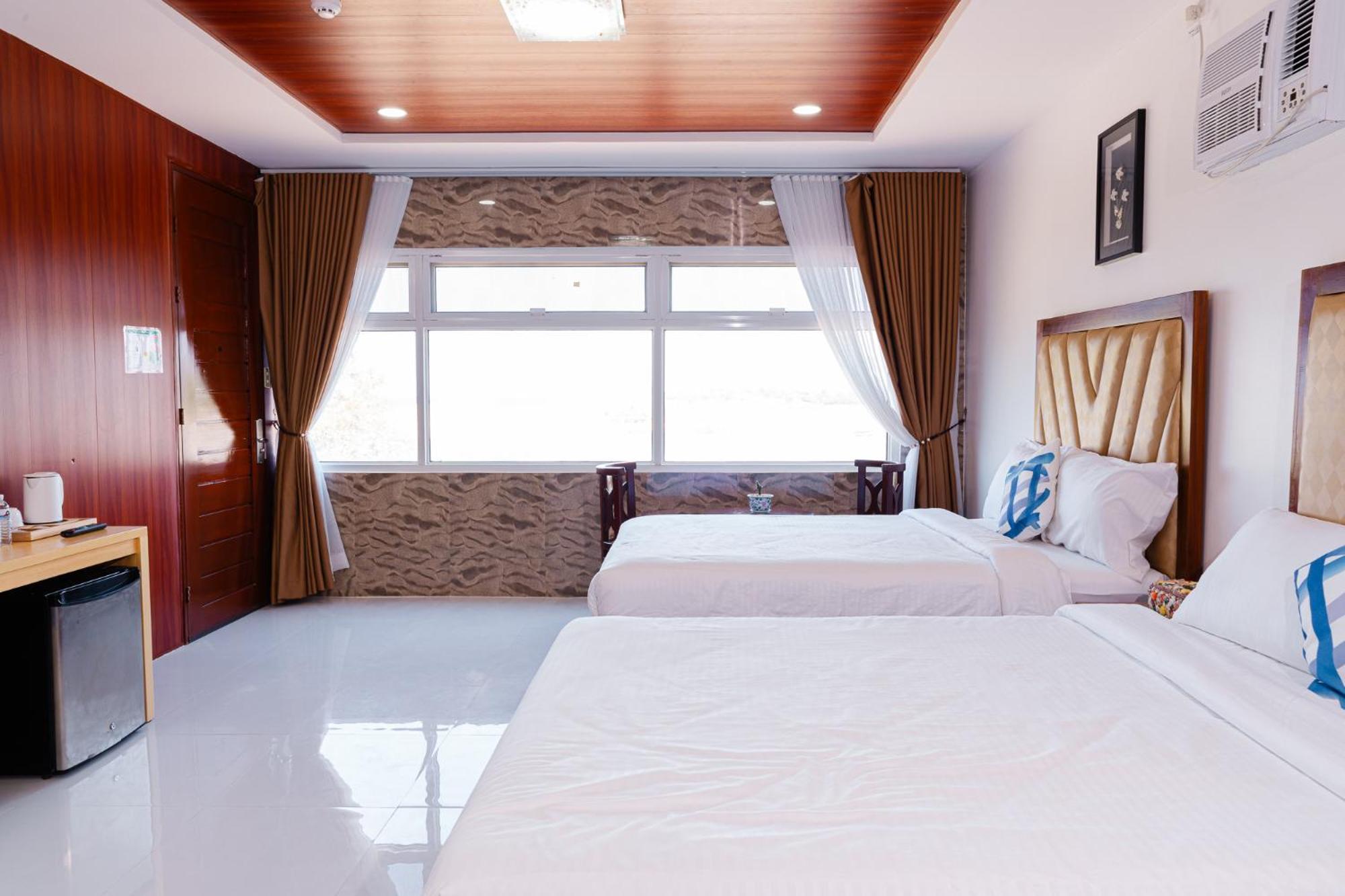 Q Beach Resort Cabangan Dış mekan fotoğraf