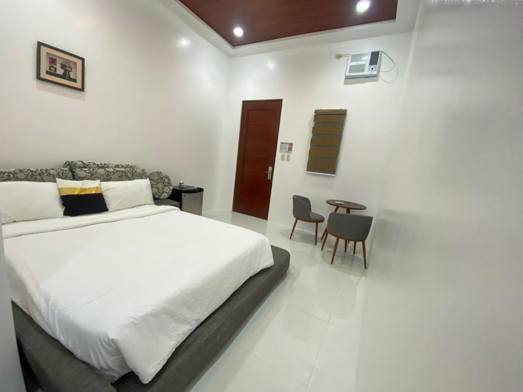 Q Beach Resort Cabangan Dış mekan fotoğraf